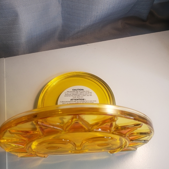 BBW SMILING SUN 3 WICK CANDLE HOLDER - Picture 6 of 8